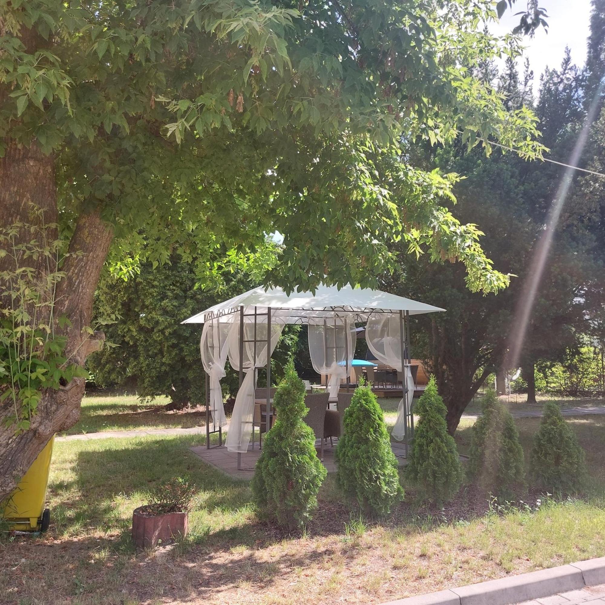 August Osrodek Wypoczynkowy Hotel Augustów Buitenkant foto